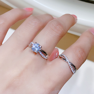 18k铂金双层扭臂叠戴莫桑石戒指女交叉排钻戒结婚礼物时尚情侣潮