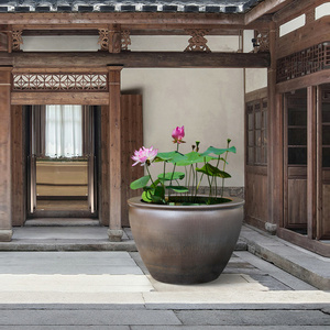 室外鱼缸庭院大鱼缸特大号造景老式水缸家用储水用厨房养鱼陶瓷