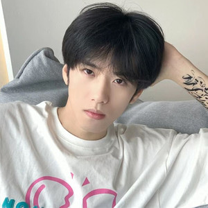 假发男短发韩版帅气时尚潮流男生齐刘海全头套日常自然仿真假发套