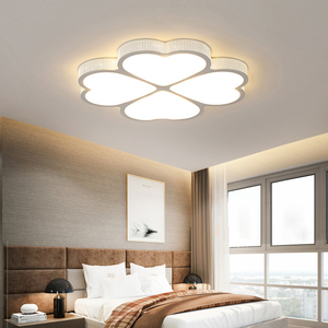 卧室灯2021年新款led吸顶灯温馨浪漫房间创意个性简约现代次卧灯