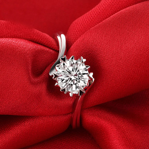 正品周大生pt950铂金戒指18k白金钻戒六爪女戒求婚订婚戒指礼物