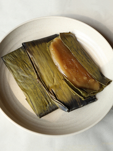 泼水粑粑竹筒甜食糍粑云南德宏傣族特产红糖糯米制作傣味年糕