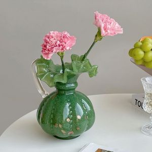 绿色玻璃小花瓶褶皱花边口珠点手工插花器客厅