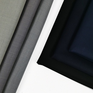 新品春夏板丝呢斜纹西装面料薄款透气可做男女职业休闲服装笔挺