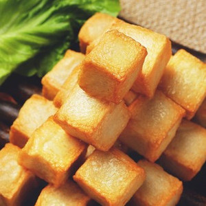 麻辣黄金鱼豆腐