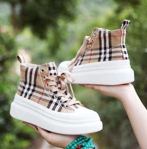 高帮帆布鞋女2022年新款春秋单靴英伦小皮鞋松糕厚底格子中跟短靴