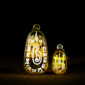 泰国佛牌蛇爪佛牌