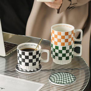 复古棋盘格咖啡杯高档精致马克杯杯垫套装ins风叠叠杯情侣陶瓷杯