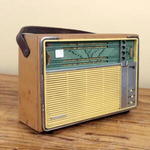 8品古董 荷兰 lax10e 电子管收音机 纯摆设收藏