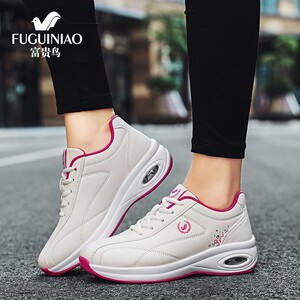 富贵鸟女运动鞋皮面