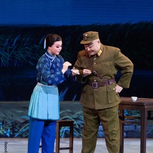 沙家浜智斗演出服现代京剧郭建光沙奶阿庆嫂军民鱼水情舞台表演服