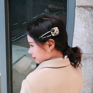000人付款淘宝刘海发卡水钻头上戴的饰品女带钻小号盘发顶夹发抓抓卡