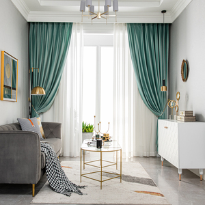 窗帘浅青绿色