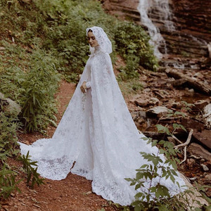 新娘婚纱披肩纯白色薄网纱蕾丝长拖尾裙摆宽松系带披风斗篷甜美风
