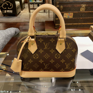 lv路易威登女包手提斜跨贝壳包alma bb挂锁双拉链经典老花m53152