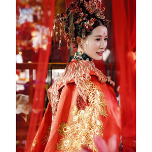 皇后大婚凤冠奢华宫廷