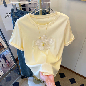 奶黄色重工钉珠花朵短袖t恤女夏季多巴胺设计感小众减龄宽松上衣