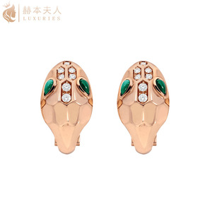 bvlgari/宝格丽2021新款女士时尚玫瑰金孔雀石密镶钻石蛇头耳环