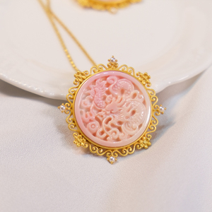 天然粉色贝母吊坠卡梅奥女王贝霸气龙牌胸针两用配60cm麻花链纯银