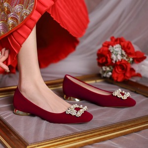 红色婚鞋新娘鞋女平跟孕妇可穿秀禾服中式主婚纱礼服鞋不累脚单鞋