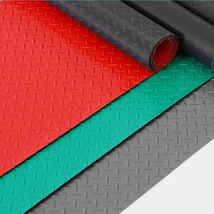 面包车地板垫拉货小车货箱垫防滑塑料铺地幼儿园地面塑胶卫生间