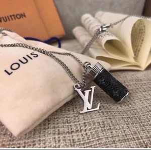 意大利代购 lv路易威登 男士小瓶子项链香水瓶黑色老花小皮瓶