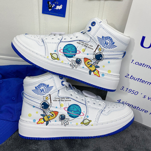 回力宇航员联名高帮星空小白鞋男夏季限量款空军一号情侣爆改鞋潮