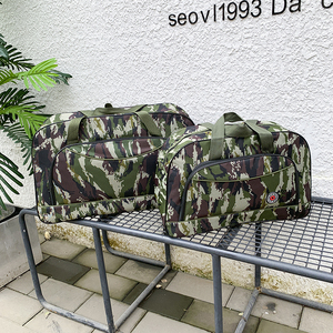 军训迷彩男士行李手提包超大容量防水装衣服包打工专用旅行大包