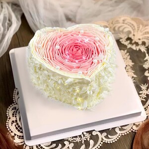爱心生日蛋糕定制创意心形奶油高级鲜花全国同城配送女友妈妈情侣