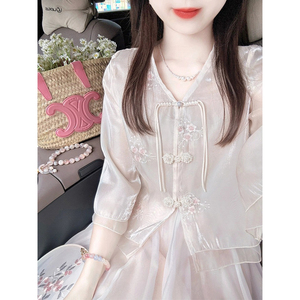 新中式国风女轻奢高级感气质粉色刺绣今年流行漂亮的套装裙女夏季