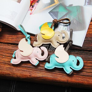 八四捌柒 小飞象 纯手工制作头牛牛皮羊皮真皮可爱小象包挂件