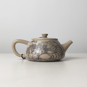 云南建水紫陶贝山陶庄向炳成纯手工中式复古白泥亮光单色石瓢壶