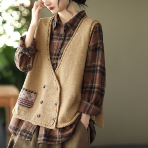 卡其色大码马甲女秋款文艺复古v领上衣民族风贴布双排扣气质背心