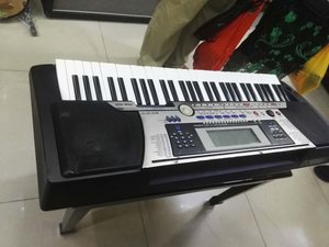 二手 雅马哈电子琴psr-550 带超大彩屏功能电子琴 二手力度键电子