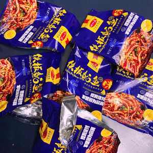 干脆面鱿鱼味 怀旧心一众铁板鱿鱼干吃面方便面香酥脆点心宵夜