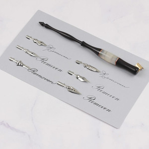 花体英文斜杆笔