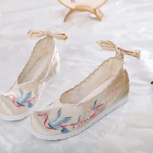 晋制汉服鞋子春季夏天汉尖头学生搭配日常古代少女女鞋鞋面布