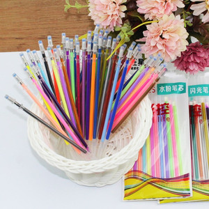 按动八色荧光笔