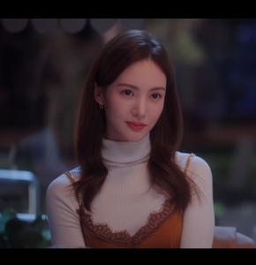 你是我的荣耀夏晴金晨同款高开叉性感显瘦蕾丝拼接金属吊带连衣裙