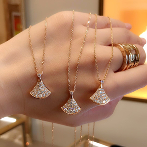 宝格丽钛钢项链