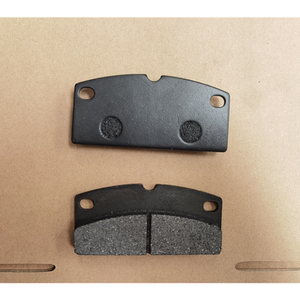 适配丽驰电动汽车a01微米e28电动四轮配件前轮碟刹刹车片制动片