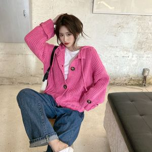 玫红色连帽毛衣短款