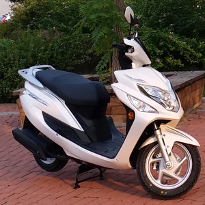 本田-进口摩托车整车单缸四冲程风冷踏板车ex125fi款可上牌