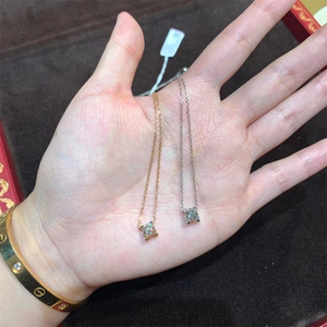 cartier/卡地亚 单钻项链牛头18k镶钻玫瑰金黄金钻石吊坠锁骨链