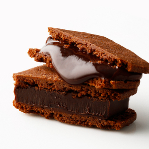 巧克力夹心曲奇饼干