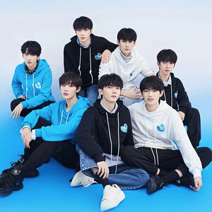 丁程鑫同款外套