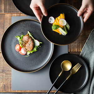 日式磨砂牛排餐盘网红黑色盘子家用创意西餐盘平盘陶瓷牛扒盘碟子