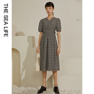 thesealife女装新款夏季高腰系带显瘦气质碎花中长款黑色连衣裙