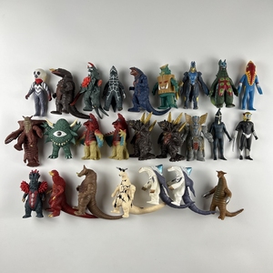 日版万代 500系列14cm多拉考艾雷王莫奇隆可联动怪兽火花软胶人偶