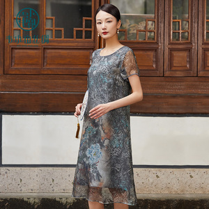 韦小宝丝绸高端真丝连衣裙夏复古印花大牌桑蚕丝中长款妈妈裙子